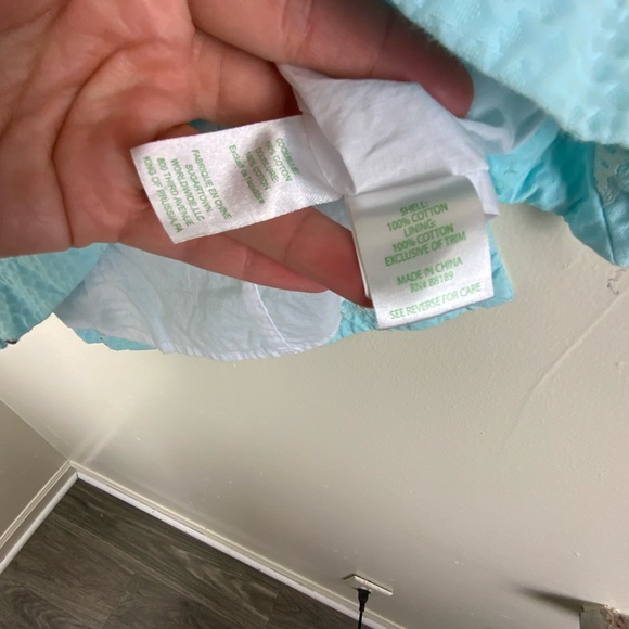 Lilly Pulitzer Larina Top | Blue Summer Top W/ Gold Detail - Picture 4 of 6